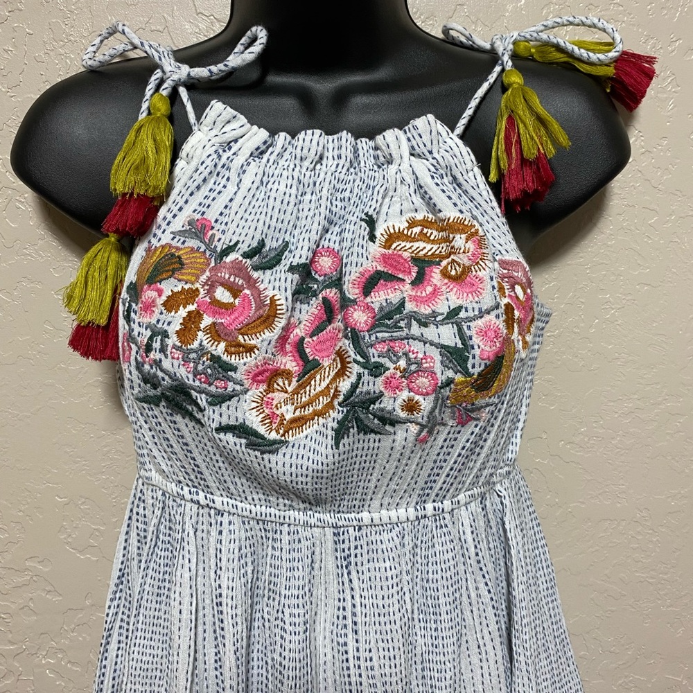 THML Embroidered Dress - Picture 2 of 5